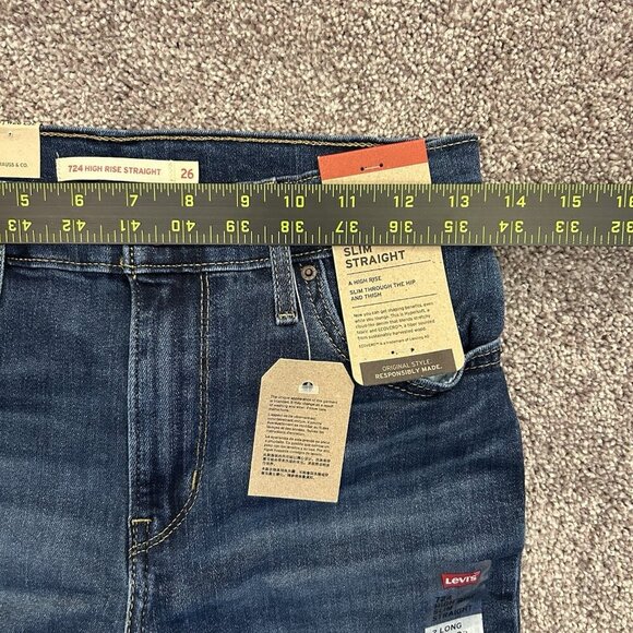 Levi's Women's 724 Straight Jeans Size 26 x 32 Blue Distressed High Rise NWT $69 - Picture 12 of 16